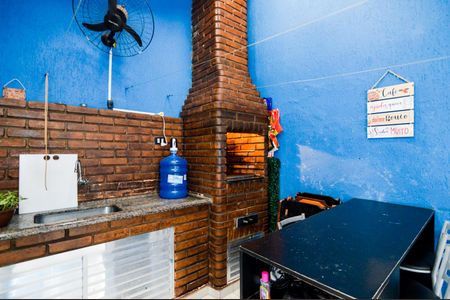 Casa à venda com 250m², 2 quartos e 2 vagasChurrasqueira