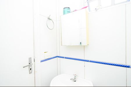 Casa à venda com 250m², 2 quartos e 2 vagasLavabo