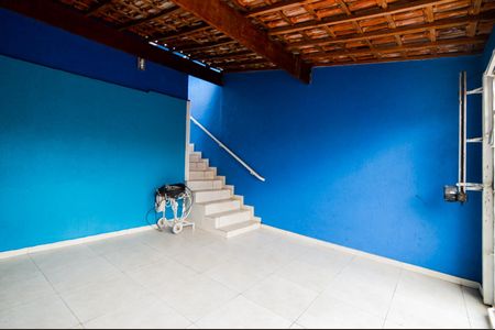 Casa à venda com 250m², 2 quartos e 2 vagasGaragem