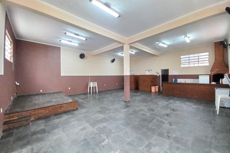 Apartamento à venda com 55m², 2 quartos e 1 vaga Apartamento à venda com 55m², 2 quartos e 1 vagaÁrea comum - Salão de festas