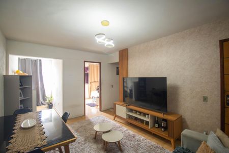 Sala de apartamento para alugar com 2 quartos, 70m² em Sete Pontes, São Gonçalo
