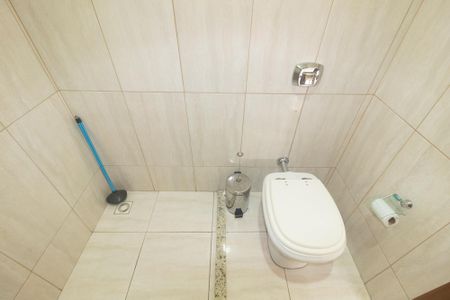 Casa para alugar com 155m², 3 quartos e 1 vaga Casa para alugar com 155m², 3 quartos e 1 vagaBanheiro 2