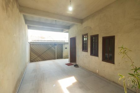 Casa para alugar com 155m², 3 quartos e 1 vaga Casa para alugar com 155m², 3 quartos e 1 vagaGaragem
