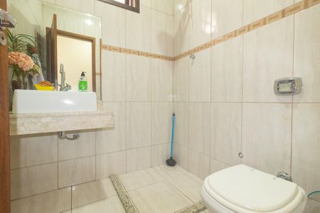 Casa para alugar com 155m², 3 quartos e 1 vaga Casa para alugar com 155m², 3 quartos e 1 vagaBanheiro 2