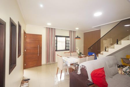 Casa para alugar com 155m², 3 quartos e 1 vaga Casa para alugar com 155m², 3 quartos e 1 vagaSala