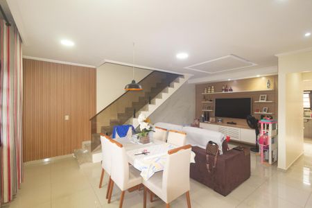 Sala de casa para alugar com 3 quartos, 155m² em Campo Grande, Rio de Janeiro