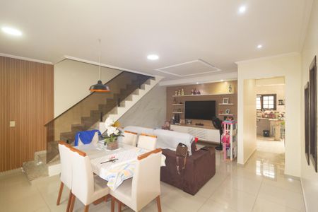 Sala de casa para alugar com 3 quartos, 155m² em Campo Grande, Rio de Janeiro