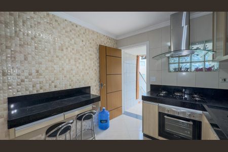 Casa para alugar com 115m², 3 quartos e 1 vagaCozinha