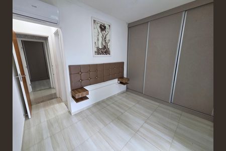 Apartamento para alugar com 116m², 3 quartos e 2 vagas Apartamento para alugar com 116m², 3 quartos e 2 vagasSuíte 2