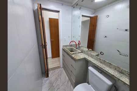 Apartamento para alugar com 116m², 3 quartos e 2 vagas Apartamento para alugar com 116m², 3 quartos e 2 vagasBanheiro da Suíte 2