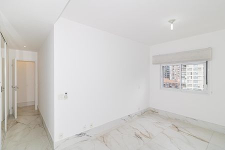 Quarto Suíte 1 de apartamento para alugar com 4 quartos, 161m² em Vila Nova Conceição, São Paulo
