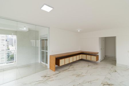 Sala de apartamento para alugar com 4 quartos, 161m² em Vila Nova Conceição, São Paulo