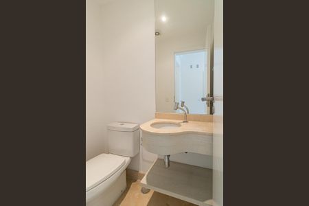 Apartamento para alugar com 161m², 4 quartos e 3 vagas Apartamento para alugar com 161m², 4 quartos e 3 vagasLavabo