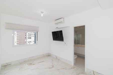 Apartamento para alugar com 161m², 4 quartos e 3 vagas Apartamento para alugar com 161m², 4 quartos e 3 vagasQuarto Suíte 1