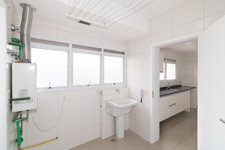 Área de Serviço de apartamento para alugar com 4 quartos, 161m² em Vila Nova Conceição, São Paulo