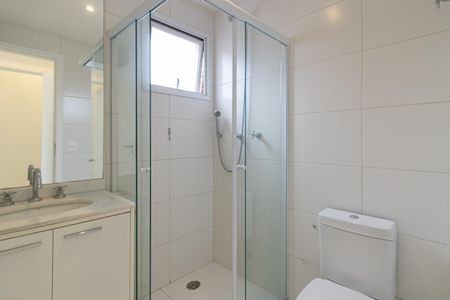 Apartamento para alugar com 161m², 4 quartos e 3 vagas Apartamento para alugar com 161m², 4 quartos e 3 vagasBanheiro da Suíte 2