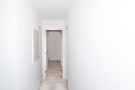 Apartamento para alugar com 161m², 4 quartos e 3 vagas Apartamento para alugar com 161m², 4 quartos e 3 vagasCorredor