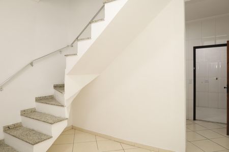Sala de casa de condomínio para alugar com 2 quartos, 45m² em Parada Xv de Novembro, São Paulo