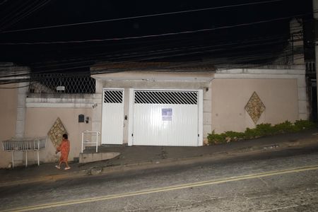 Casa de condomínio para alugar com 45m², 2 quartos e 1 vagaFachada do condomínio - Placa instalada no portão do condomínio - Código da placa: MURN-79