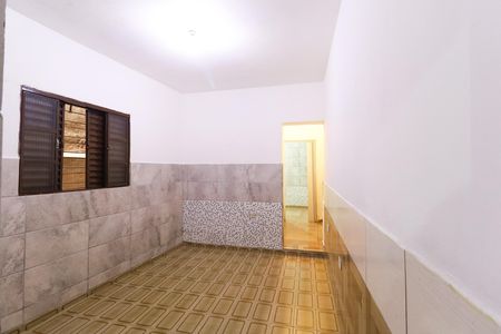 Casa para alugar com 90m², 2 quartos e sem vaga