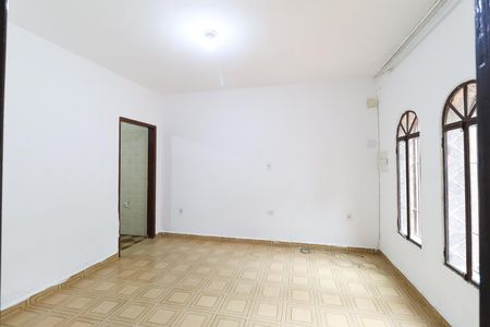 Casa para alugar com 90m², 2 quartos e sem vaga