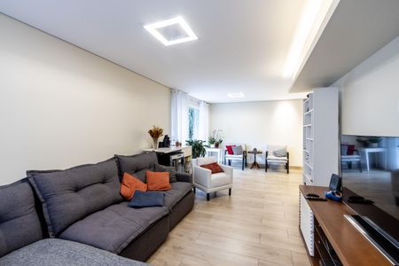 Apartamento à venda com 130m², 3 quartos e 2 vagas Apartamento à venda com 130m², 3 quartos e 2 vagasSala