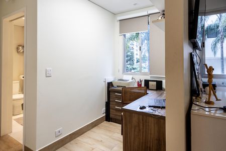 Apartamento à venda com 130m², 3 quartos e 2 vagas Apartamento à venda com 130m², 3 quartos e 2 vagasQuarto 2 - Suite