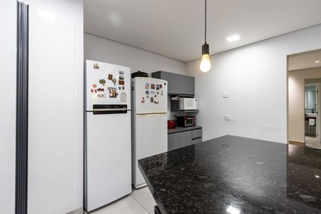Apartamento à venda com 130m², 3 quartos e 2 vagas Apartamento à venda com 130m², 3 quartos e 2 vagasCozinha