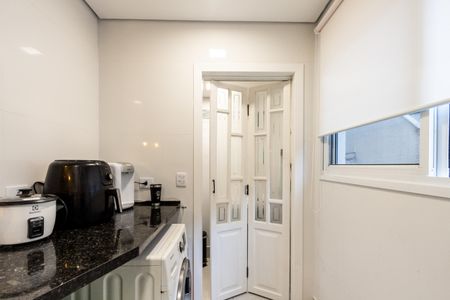 Apartamento à venda com 130m², 3 quartos e 2 vagas Apartamento à venda com 130m², 3 quartos e 2 vagasÁrea de Serviço
