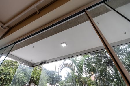 Apartamento à venda com 130m², 3 quartos e 2 vagas Apartamento à venda com 130m², 3 quartos e 2 vagasVaranda