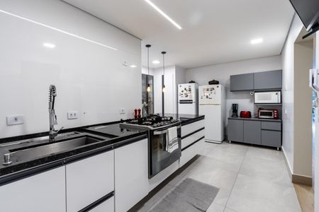 Apartamento à venda com 130m², 3 quartos e 2 vagas Apartamento à venda com 130m², 3 quartos e 2 vagasCozinha