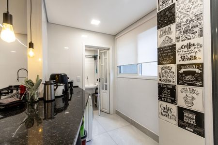 Apartamento à venda com 130m², 3 quartos e 2 vagas Apartamento à venda com 130m², 3 quartos e 2 vagasCozinha