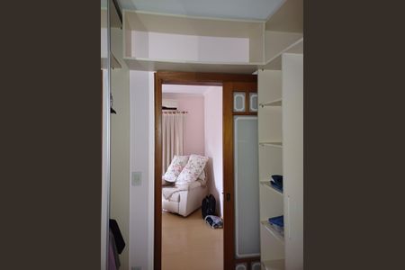 Casa de condomínio para alugar com 191m², 3 quartos e 2 vagas