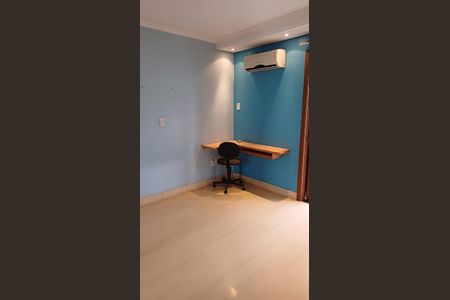 Casa de condomínio para alugar com 191m², 3 quartos e 2 vagas