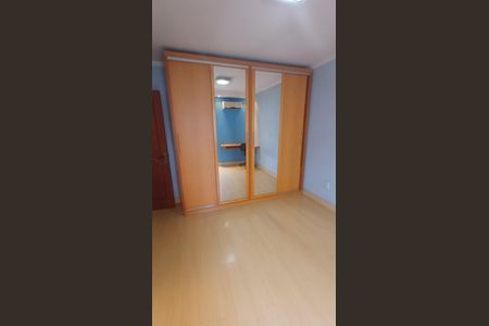 Casa de condomínio para alugar com 191m², 3 quartos e 2 vagas