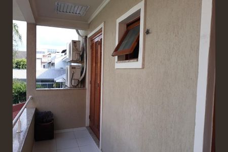 Casa de condomínio para alugar com 191m², 3 quartos e 2 vagas
