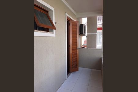 Casa de condomínio para alugar com 191m², 3 quartos e 2 vagas