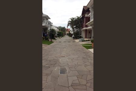 Casa de condomínio para alugar com 191m², 3 quartos e 2 vagas