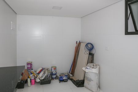 Área de Serviço de casa à venda com 3 quartos, 195m² em Vila Ipojuca, São Paulo