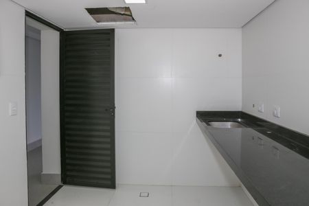 Área de Serviço de casa à venda com 3 quartos, 195m² em Vila Ipojuca, São Paulo