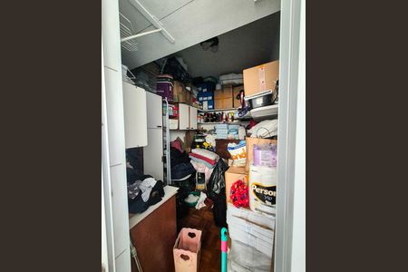 Apartamento à venda com 157m², 3 quartos e 1 vaga Apartamento à venda com 157m², 3 quartos e 1 vagaQuarto da area de serviço