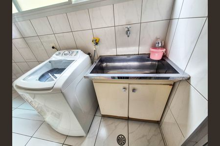 Apartamento à venda com 157m², 3 quartos e 1 vaga Apartamento à venda com 157m², 3 quartos e 1 vagaLavanderia