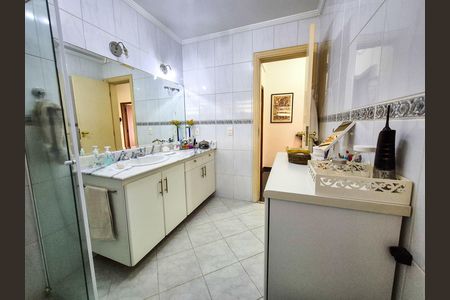 Apartamento à venda com 157m², 3 quartos e 1 vaga Apartamento à venda com 157m², 3 quartos e 1 vagaBanheiro 1