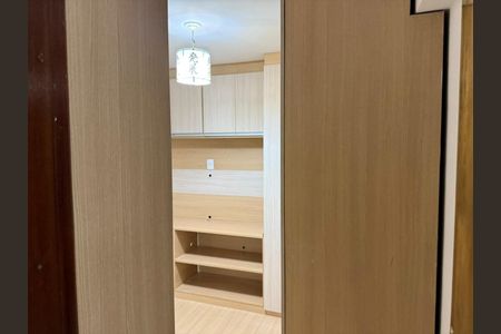 Quarto 2 de apartamento para alugar com 2 quartos, 50m² em Bangu, Rio de Janeiro