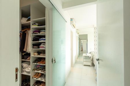 Apartamento para alugar com 104m², 2 quartos e 2 vagas Apartamento para alugar com 104m², 2 quartos e 2 vagasSuíte 2