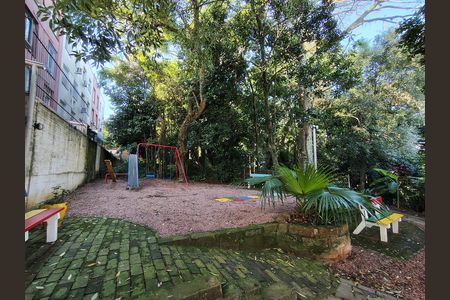 Apartamento à venda com 57m², 2 quartos e 1 vaga Apartamento à venda com 57m², 2 quartos e 1 vagaÁrea comum - Playground