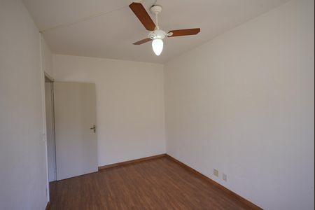 Apartamento à venda com 57m², 2 quartos e 1 vaga Apartamento à venda com 57m², 2 quartos e 1 vagaQuarto 2