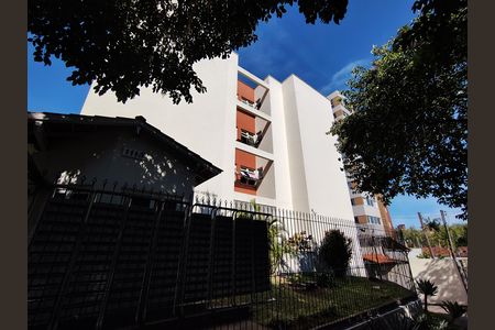 Apartamento à venda com 57m², 2 quartos e 1 vaga Apartamento à venda com 57m², 2 quartos e 1 vagaFachada e portaria