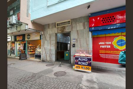 Apartamento à venda com 61m², 1 quarto e sem vaga Apartamento à venda com 61m², 1 quarto e sem vagaFachada
