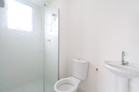Banheiro  de apartamento para alugar com 1 quarto, 27m² em Várzea da Barra Funda, São Paulo
